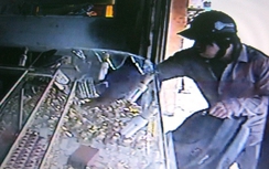 Tiệm vàng 3 lần bị cướp, điều tra “trùm” buôn súng tại Quảng Ninh