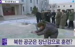Ông Kim Jong-un cho tập trận bằng... máy bay đồ chơi