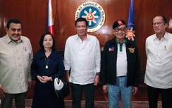5 đời Tổng thống Philippines nhóm họp đối phó Trung Quốc