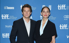 Angelina Jolie và Brad Pitt ly hôn: "Người thứ 3" đang mang thai?