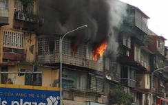 Cháy lớn tại khu tập thể ở Hà Nội, hàng trăm người tá hỏa