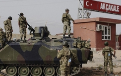 Erdogan quyết tâm "thay máu" quân đội Thổ Nhĩ Kỳ sau đảo chính