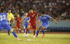Công Phượng đá chính, U23 Việt Nam vẫn bị cầm hòa