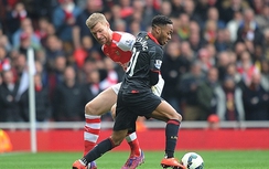 Arsenal “lên đồng”, Liverpool “vùi xác” tại Emirates