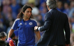 Vì nữ bác sĩ sexy, Chelsea trở mặt với Mourinho