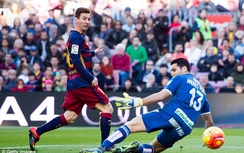 Trước ngày trao QBV, Messi đưa Barca lên đỉnh La Liga