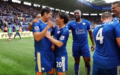 Leicester tiến gần ngai vàng Ngoại hạng Anh sau trận thắng “kỳ lạ”