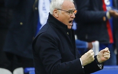 HLV Ranieri dọa bóp cổ học trò nếu thua Everton