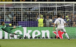 Khoảnh khắc Ronaldo "chốt hạ" ngôi vô địch Champions League cho Real