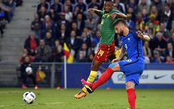 Chủ nhà EURO 2016 vã mồ hôi hạ “Sư tử bất khuất”
