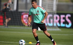 Ronaldo "xắn quần luyện công", sẵn sàng chinh phục EURO 2016