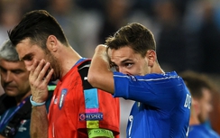 Buffon chia tay kỳ EURO cuối cùng trong nước mắt