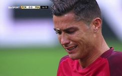 Chung kết EURO 2016: Ronaldo rời sân trong nước mắt