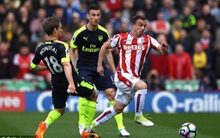 Kết quả trận Stoke City vs Arsenal: 4 bàn thắng, áp sát top 4