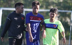 Cầu thủ U18 Việt Nam “gục ngã” giữa buổi tập thể lực