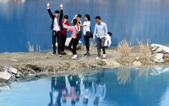"Tuyệt tình cốc" hồ nước xanh, hang Dê ở Hải Phòng