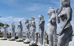 Hải Phòng yêu cầu “nhốt” tượng 12 con giáp khỏa thân chờ thẩm định