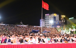 Thủ tướng Nguyễn Xuân Phúc dự lễ hội Hoa phượng đỏ Hải Phòng 2018