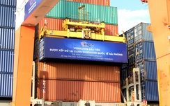 Thủ tướng đón chuyến tàu đầu tiên cập cảng container Hải Phòng