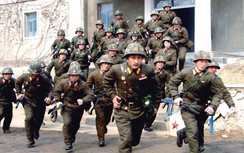 Gần 5 triệu sinh viên Triều Tiên nhập ngũ để "trả đũa" Mỹ