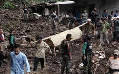 Lũ lụt tại Indonesia khiến 31 người chết, 26 mất tích