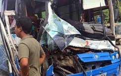 Tài xế xe tải cứu 30 hành khách thoát nạn trên đèo Bảo Lộc