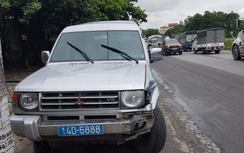 Quảng Ninh: Xe biển xanh đâm chết người qua đường