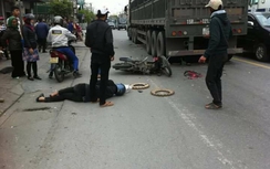Xe đầu kéo đâm xe máy, 2 người thương vong ở Quảng Ninh