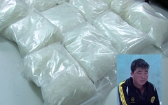 Bắt thanh niên "ôm" 12 kg ma túy định chuyển về Hà Nội