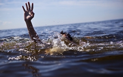 Thi thể nam thanh niên 29 tuổi trôi dạt trên biển Quảng Ninh