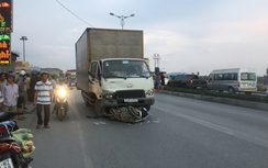 Tai nạn liên hoàn, một người bị xe tải kéo lê tử vong