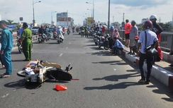Tìm tài xế ô tô trong vụ tai nạn trên cầu Nguyễn Văn Cừ