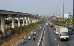 Đóng một số điểm mở của dải phân cách trên Xa lộ Hà Nội