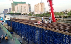 Cầu Nguyễn Văn Cừ sẽ về đích sớm 5 tháng