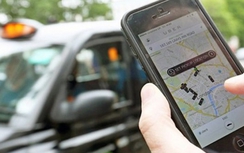 TP.HCM: Taxi truyền thống tố Uber, Grab không tuân thủ pháp luật
