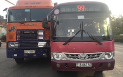 Vụ tài xế “nhí” lái xe buýt: Đình chỉ, xử phạt nhiều nhân viên