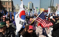 Hàn Quốc cấm biểu tình chống Chính phủ