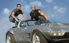 Màn tung xe, đối đầu thót tim của loạt phim Fast & Furious