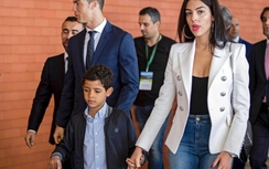 Thuê đẻ mướn, Ronaldo đón con sinh đôi