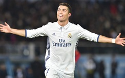 Tin bóng đá 4/2: Ronaldo hành động lạ, MU chưa nguôi nỗi đau
