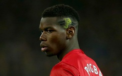 Tin bóng đá sáng 28/9: CĐV Barca nổi điên, fan MU ném đá Pogba