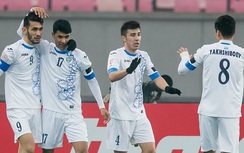 Vì sao U23 Uzbekistan đổi màu áo trong hiệp 2?