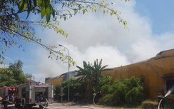 Cháy lớn tại công ty may ở Nam Định, công nhân tá hỏa chạy