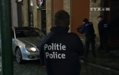 Cảnh sát Áo "tóm sống" hai nghi can vụ khủng bố Paris
