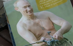 Ngắm "body" của ông Putin trong bộ lịch Nga 2016