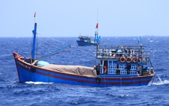 Tàu cá cùng 14 ngư dân Việt Nam bị Malaysia bắt giữ