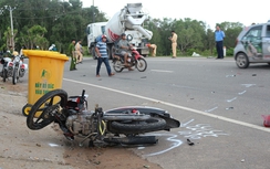 Xe bồn tông trực diện xe máy khiến một người tử vong