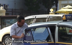 Video: Các Thứ trưởng Bộ Tài chính đi làm bằng taxi, xe cá nhân