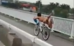 Video: Thanh niên "uốn dẻo" trên xe đạp náo loạn đường phố Hải Phòng