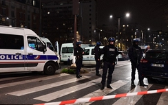 Paris chấn động vụ cướp dùng súng bắt cóc con tin